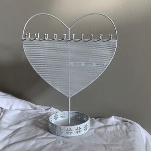 Heart Shaped White Metal Jewelry Necklace Bracelet Earring Holder